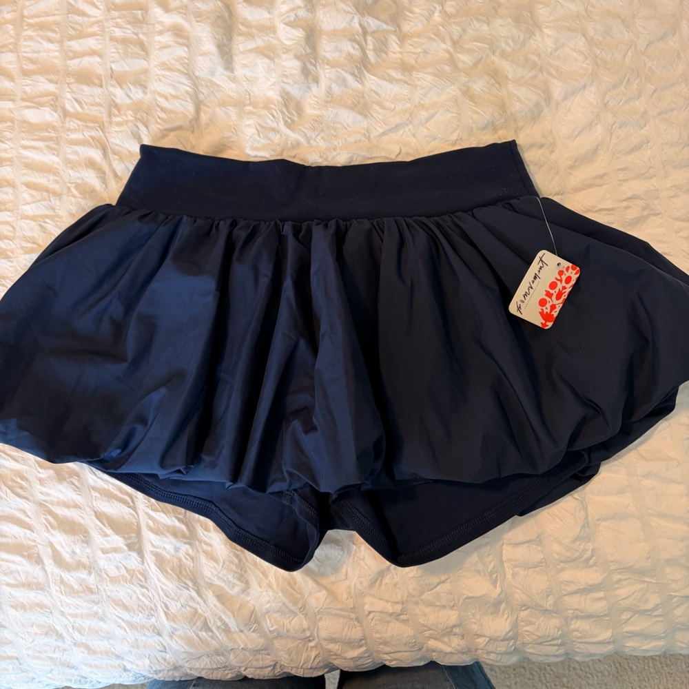 ✨Free People Bubble Short✨